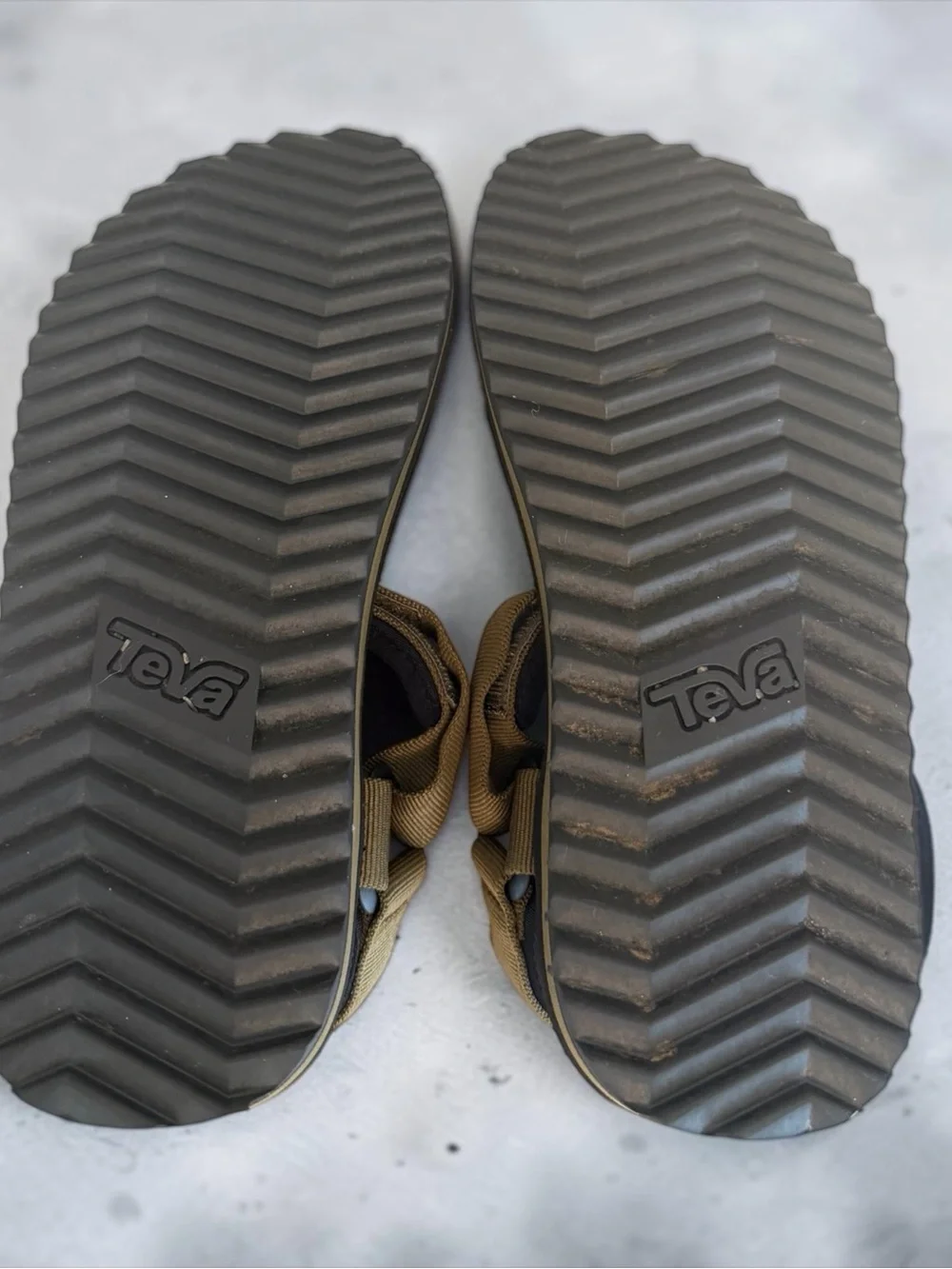 Teva Universal Trail Sandals Olive Green Men's Size 8
